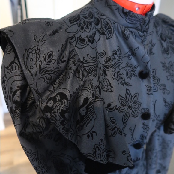 (Vintage/Designer) Giorgio Beverly Hills Renaissance Inspired Two Piece Set - Picture 2 of 11